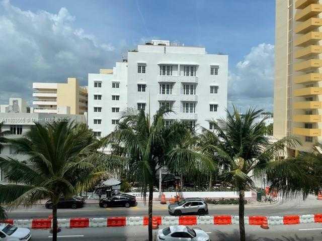 Small Image of 3739 COLLINS AVE #N-306, Miami Beach Number 25