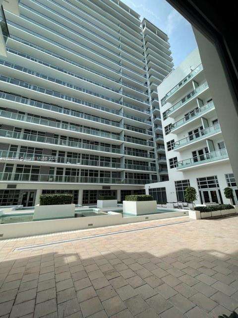 Small Image of 3739 COLLINS AVE #N-306, Miami Beach Number 27