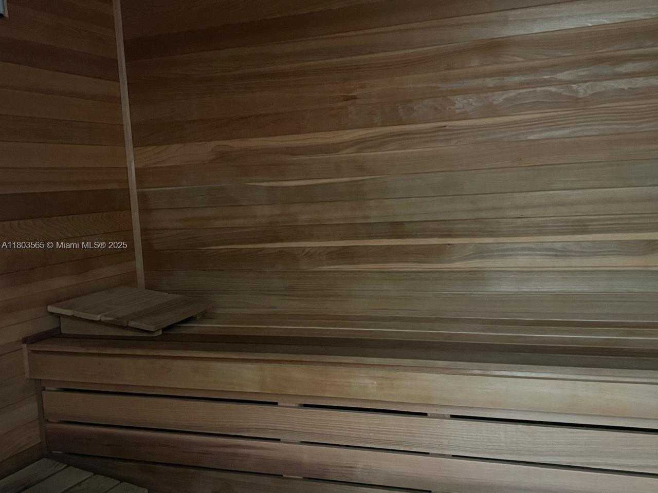 Small Image of 3739 COLLINS AVE #N-306, Miami Beach Number 32