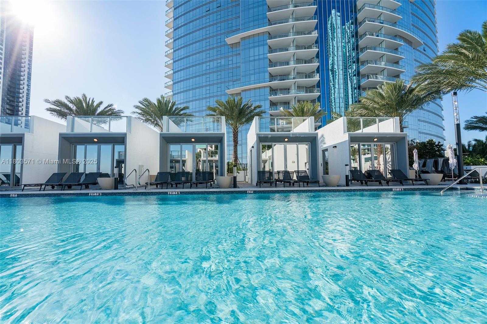 Small Image of 851 NORTH EAST 1ST AVE #3906, Miami Number 4