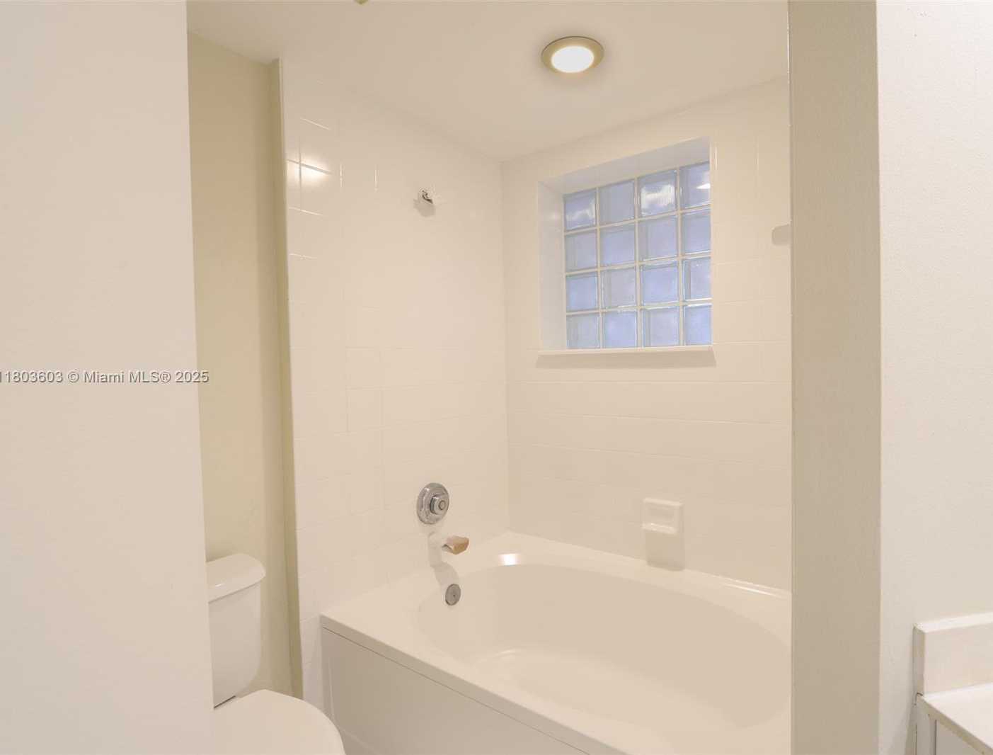 Small Image of 3245 NORTH EAST 184TH ST #13203, Aventura Number 25