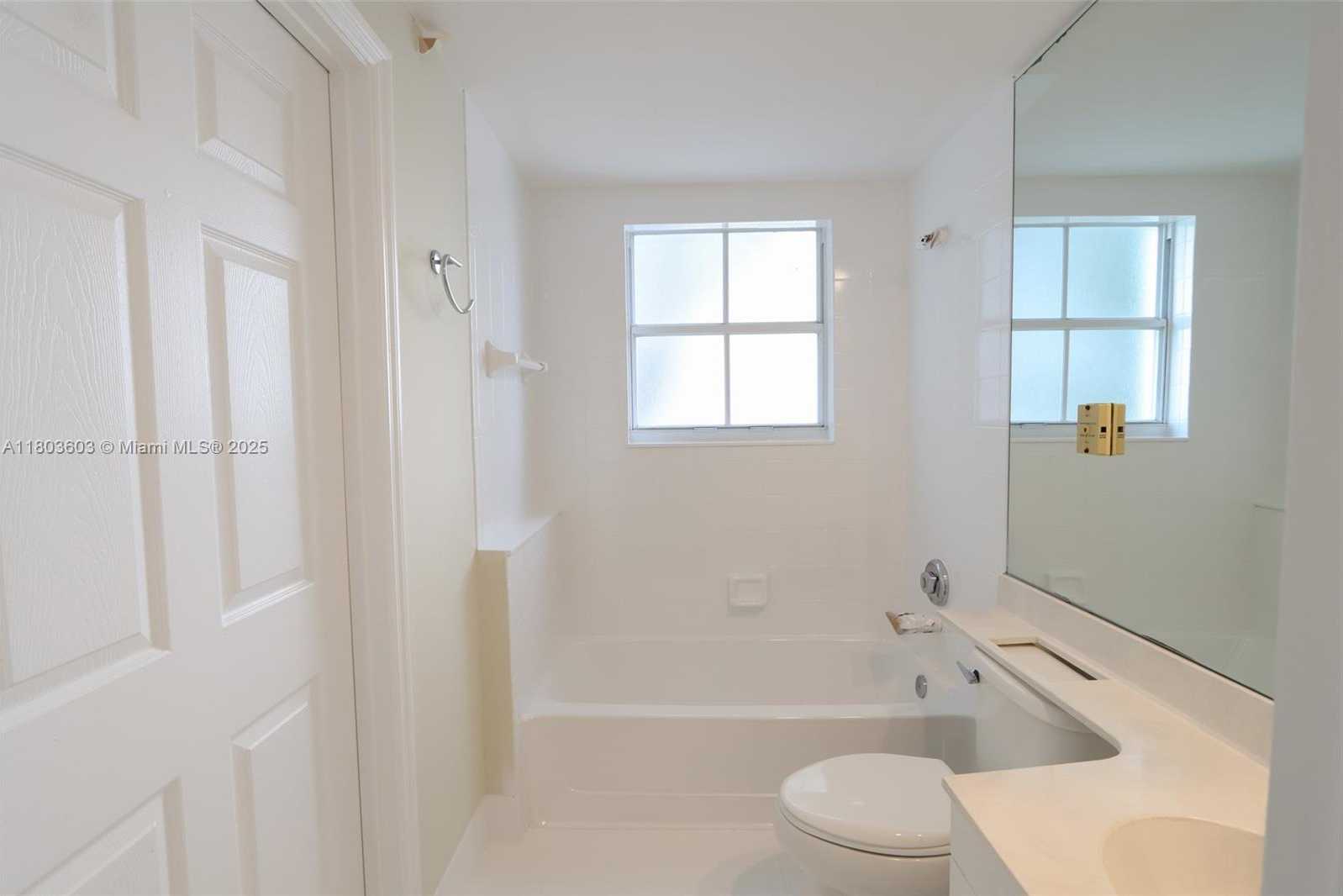 Small Image of 3245 NORTH EAST 184TH ST #13203, Aventura Number 36