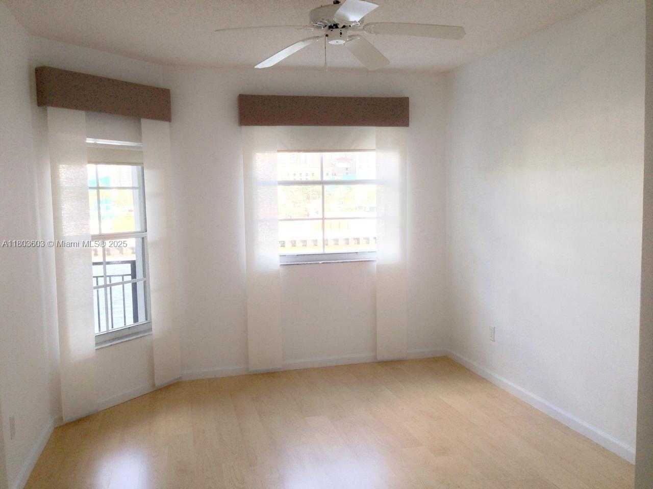 Small Image of 3245 NORTH EAST 184TH ST #13203, Aventura Number 4