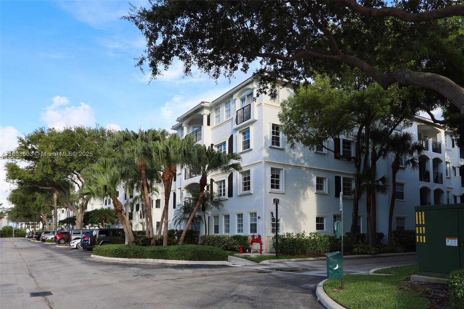 Small Image of 3245 NORTH EAST 184TH ST #13203, Aventura Number 40