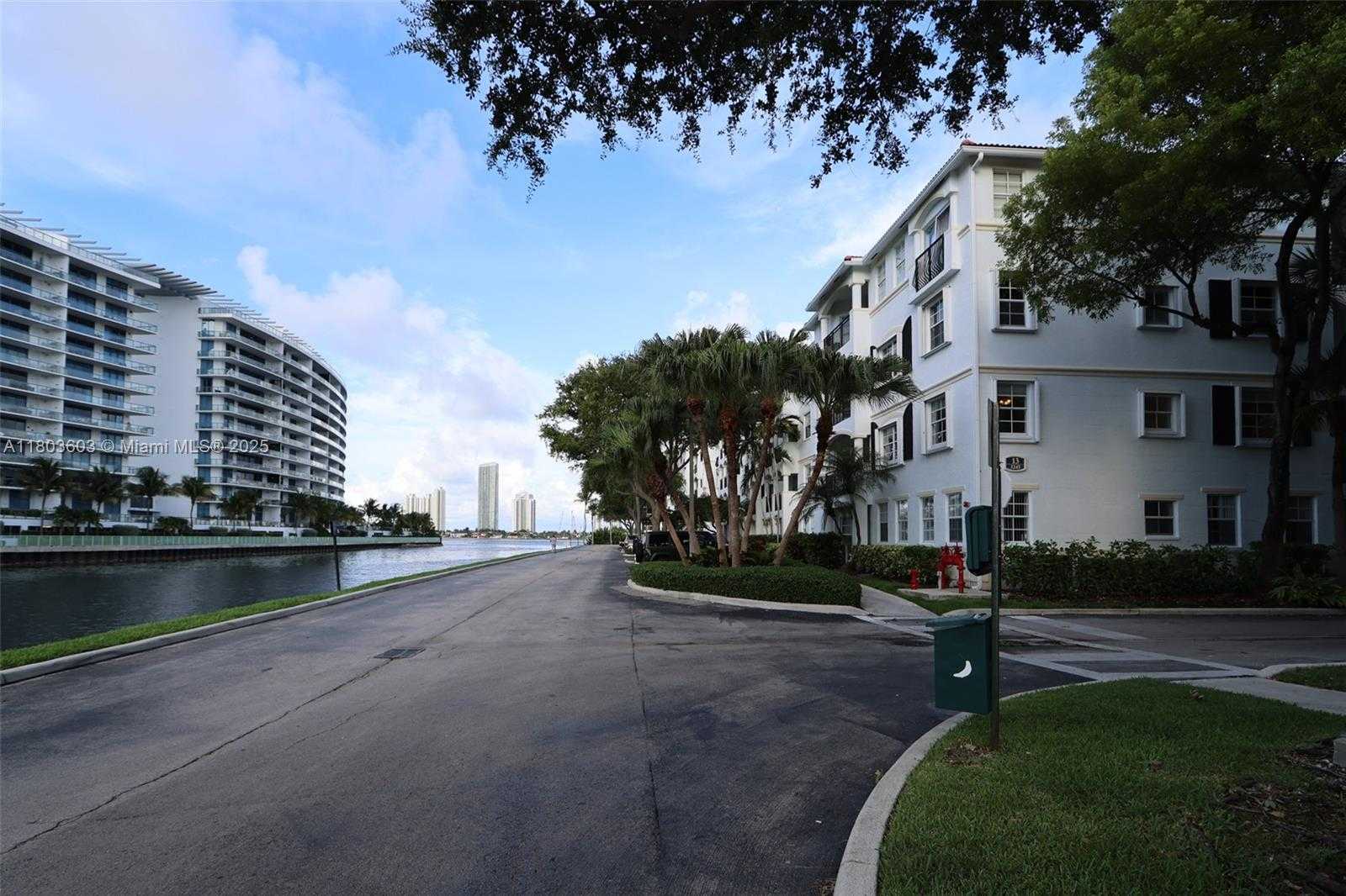 Small Image of 3245 NORTH EAST 184TH ST #13203, Aventura Number 42
