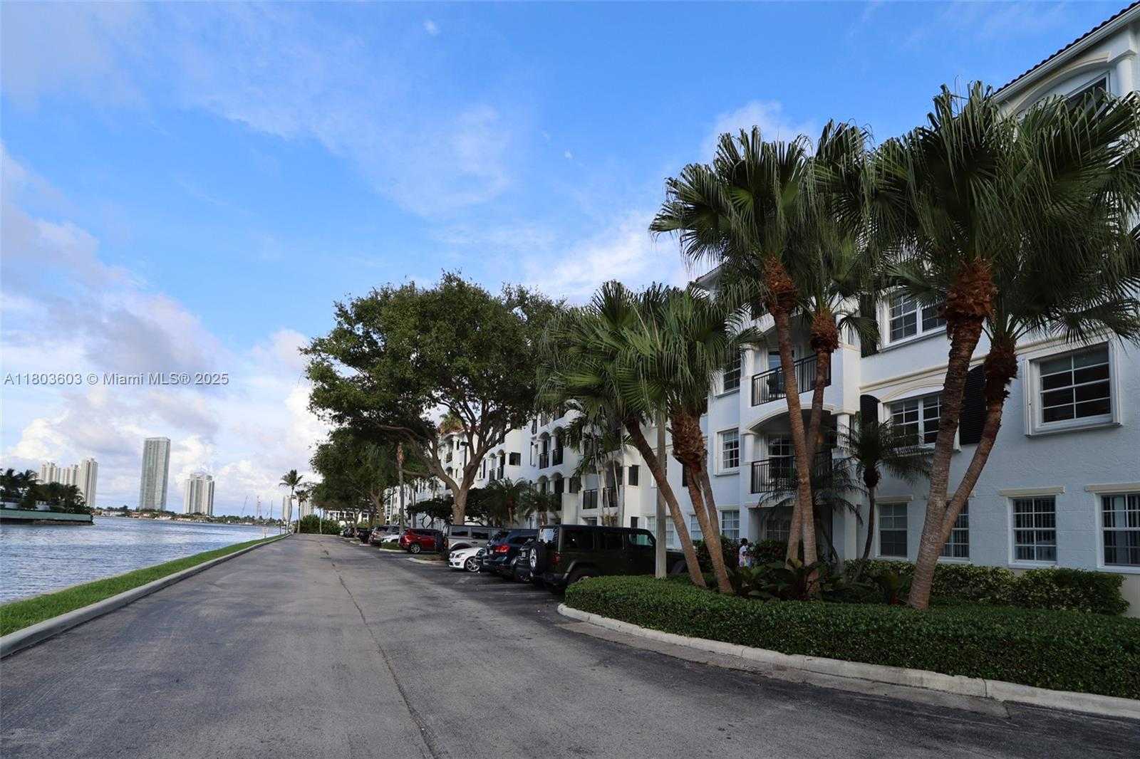 Small Image of 3245 NORTH EAST 184TH ST #13203, Aventura Number 44