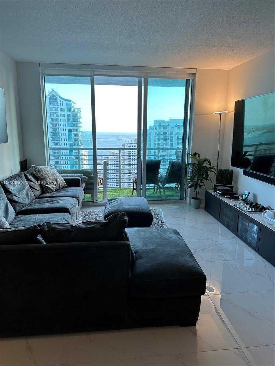 Small Image of 325 SOUTH BISCAYNE BLVD #4119, Miami Number 6