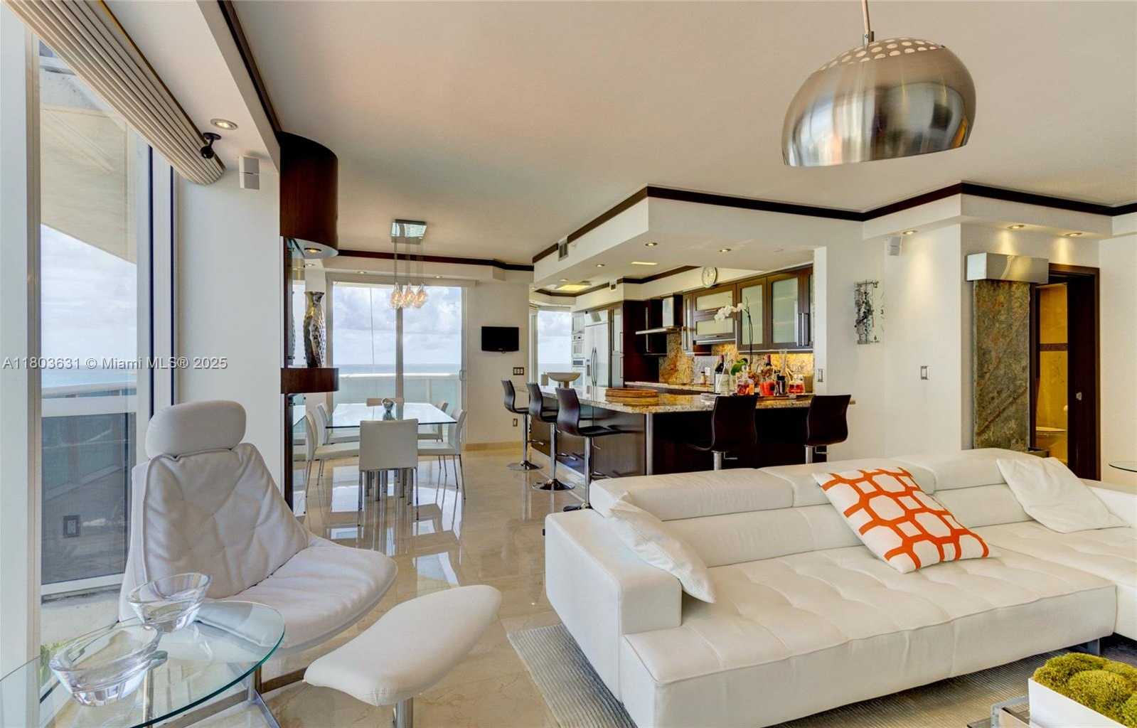 Small Image of 4775 COLLINS AVE #1201, Miami Beach Number 11