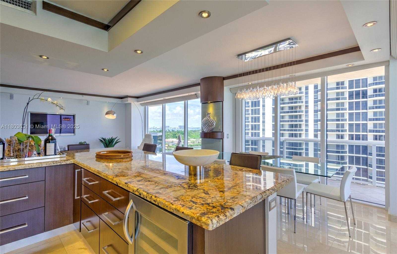 Small Image of 4775 COLLINS AVE #1201, Miami Beach Number 13