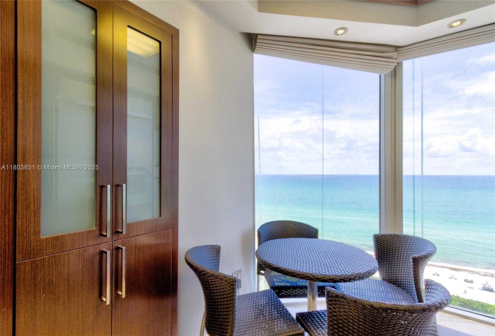 Small Image of 4775 COLLINS AVE #1201, Miami Beach Number 14