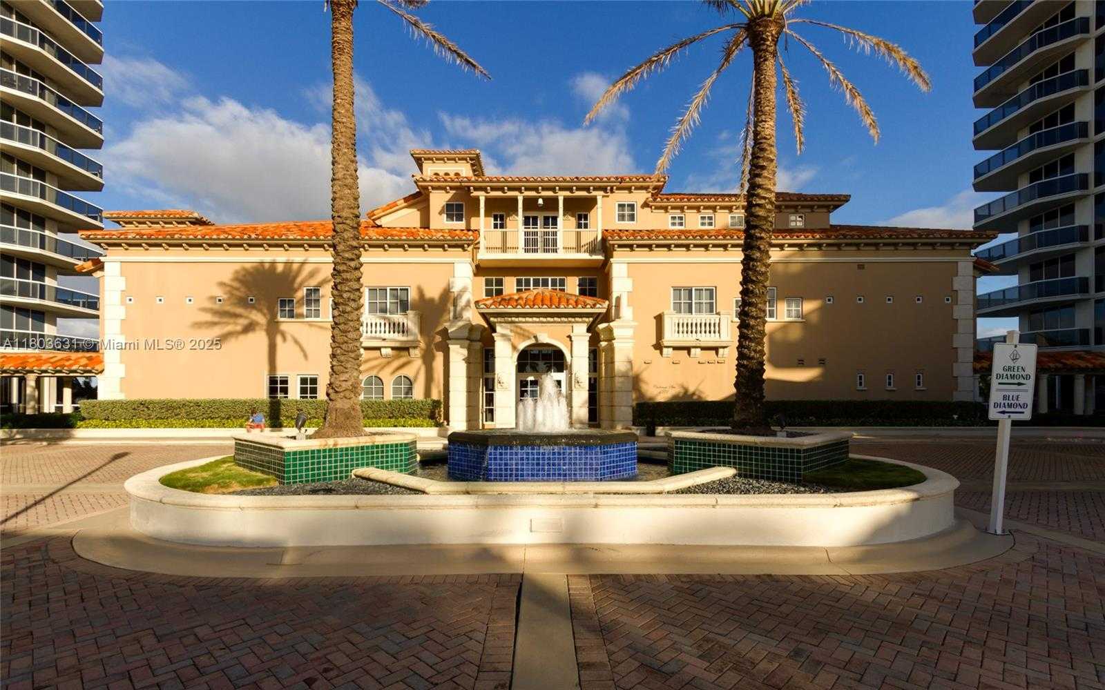 Small Image of 4775 COLLINS AVE #1201, Miami Beach Number 37