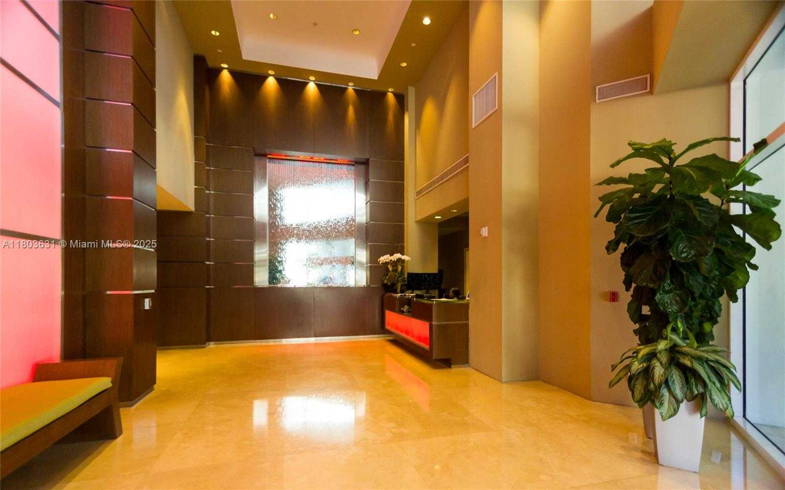 Small Image of 4775 COLLINS AVE #1201, Miami Beach Number 41