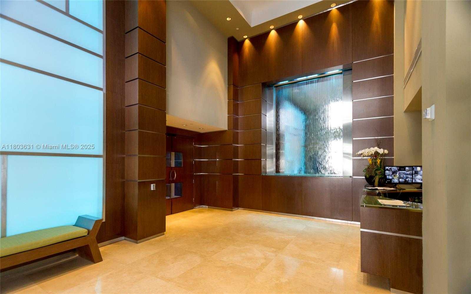 Small Image of 4775 COLLINS AVE #1201, Miami Beach Number 6
