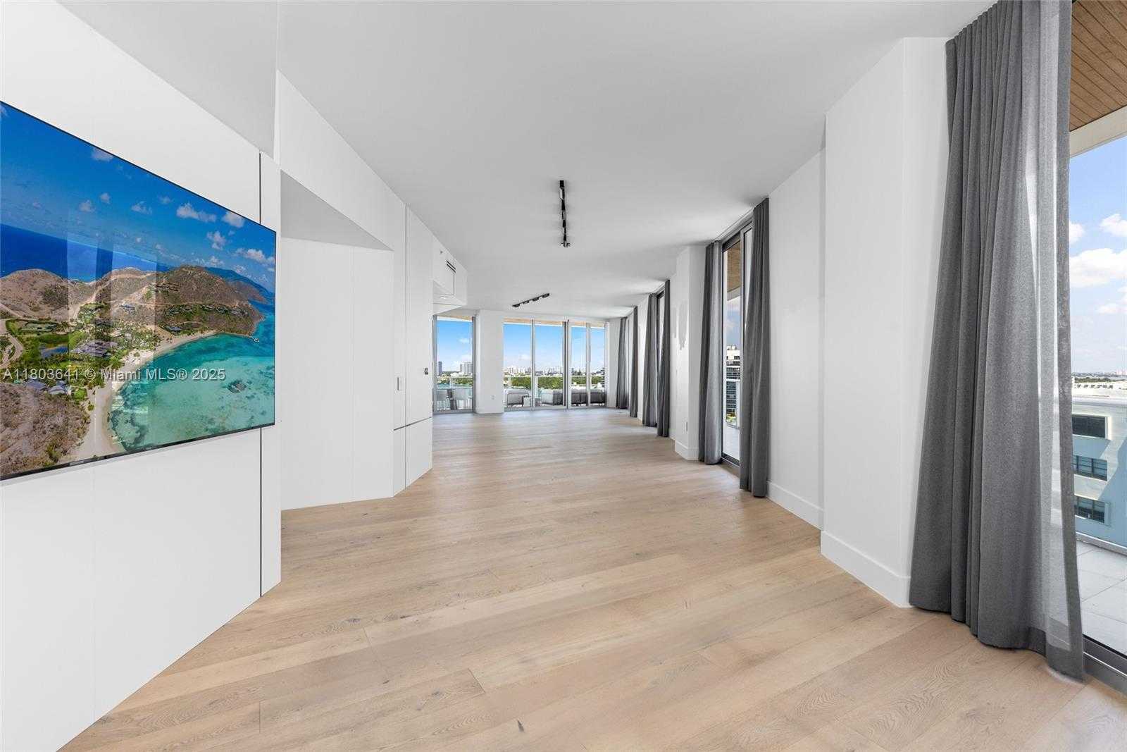 Small Image of 6800 INDIAN CREEK DR #8D, Miami Beach Number 20