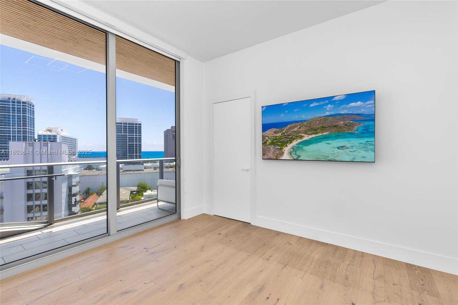 Small Image of 6800 INDIAN CREEK DR #8D, Miami Beach Number 30