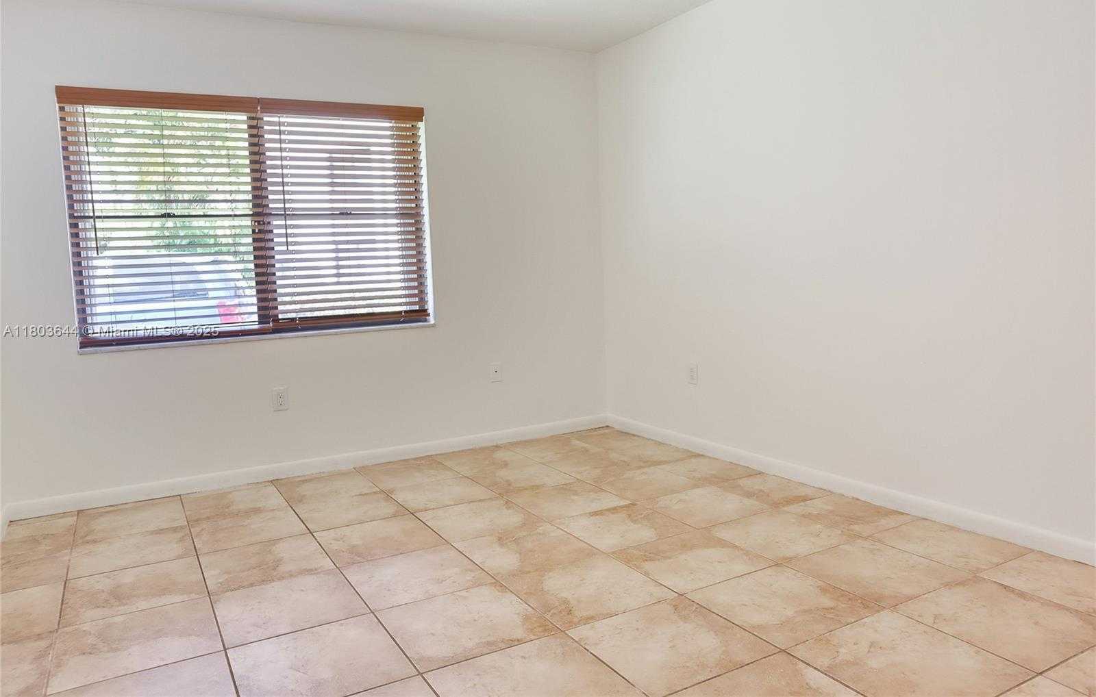 Small Image of 11521 SOUTH WEST 109TH RD #10A, Miami Number 13