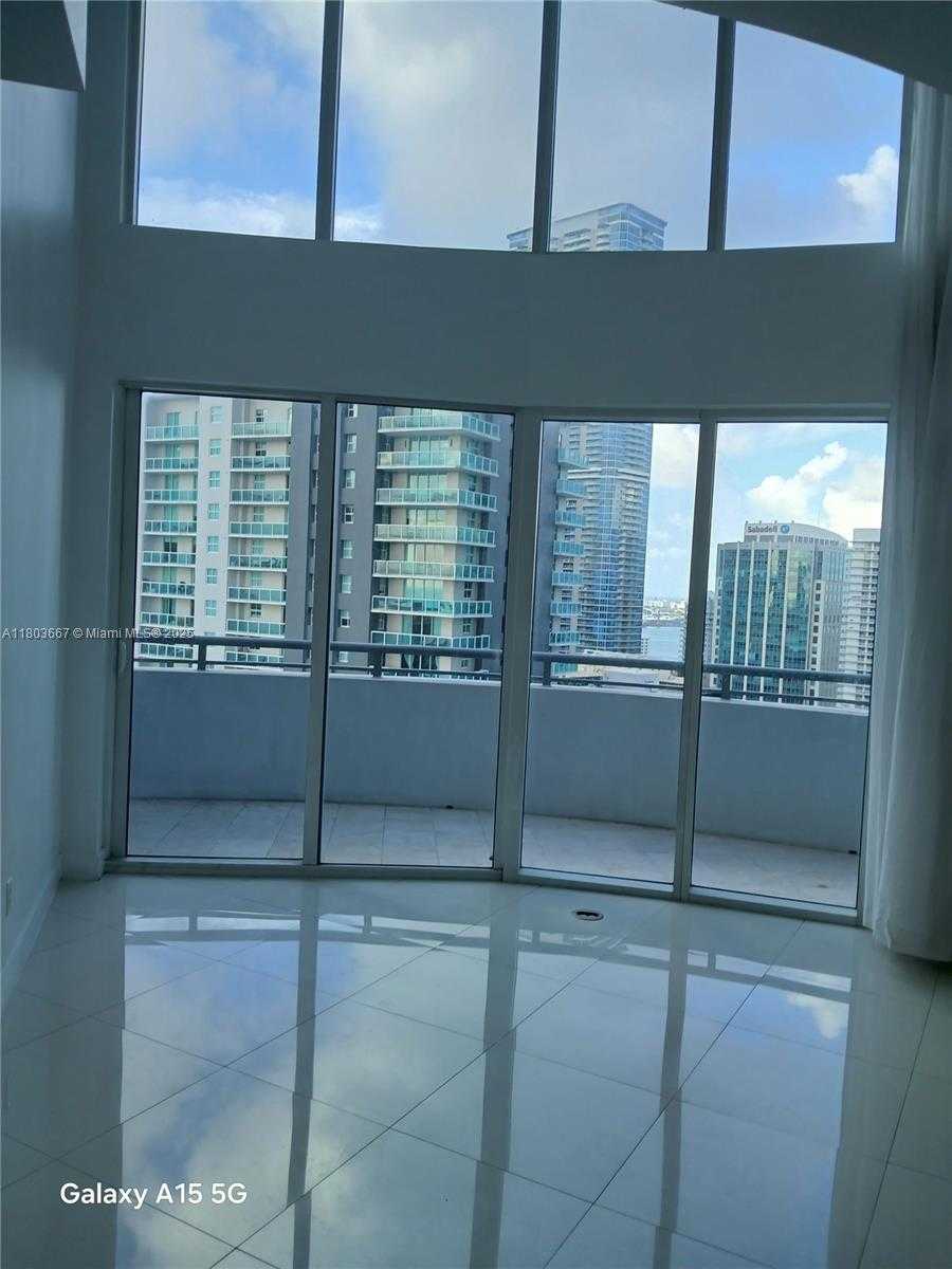 Small Image of 60 SOUTH WEST 13TH ST #2824, Miami Number 12