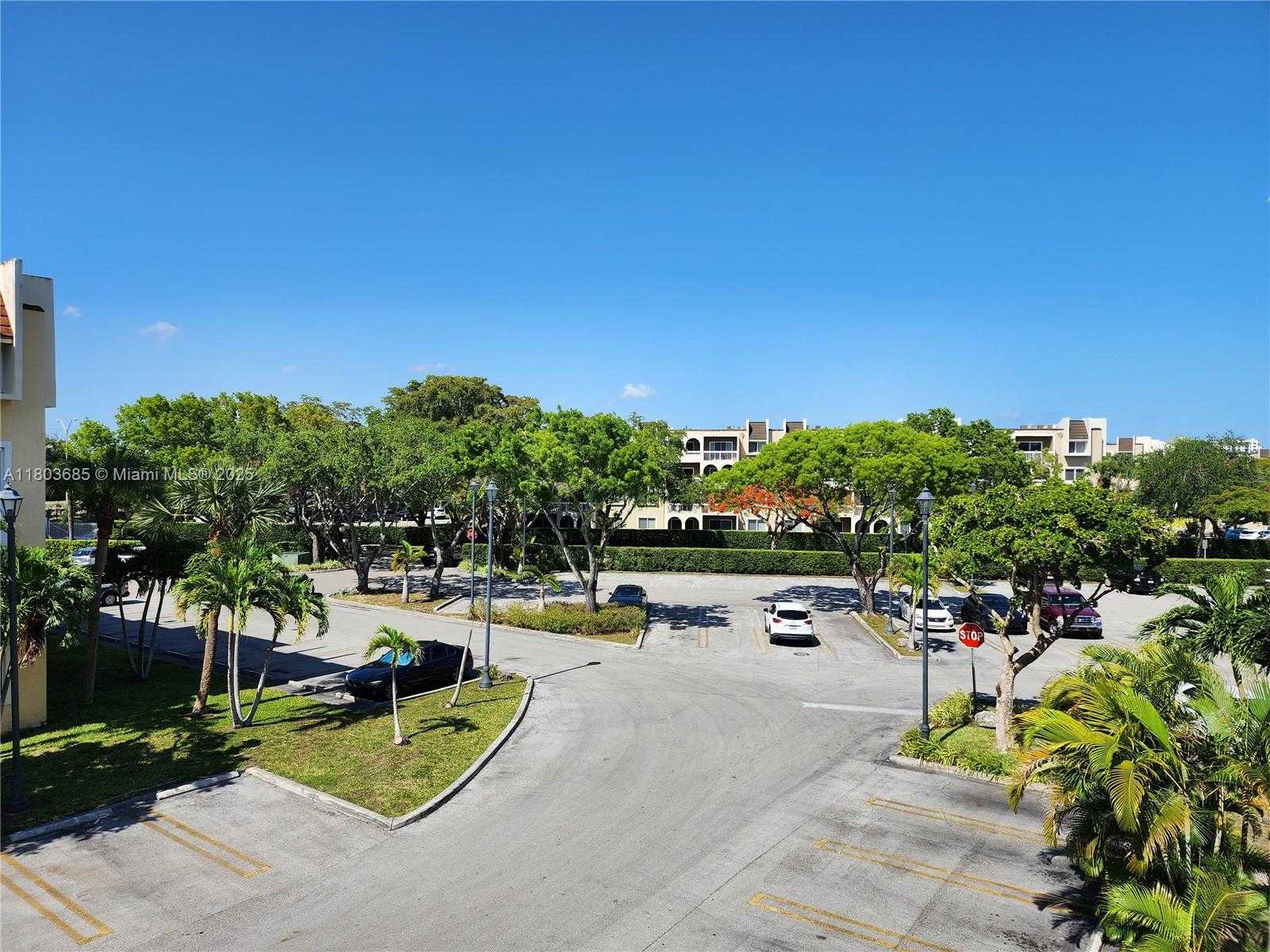 Small Image of 7820 CAMINO REAL #J-315, Miami Number 12