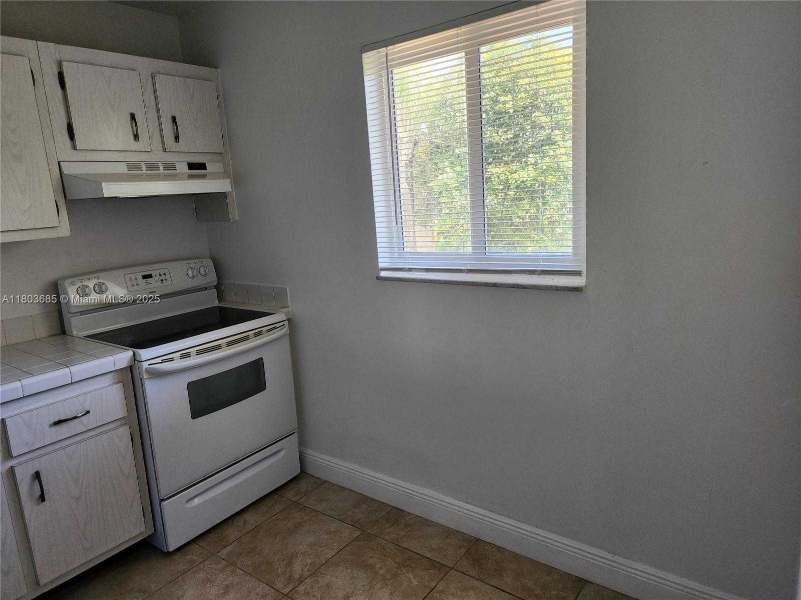 Small Image of 7820 CAMINO REAL #J-315, Miami Number 15