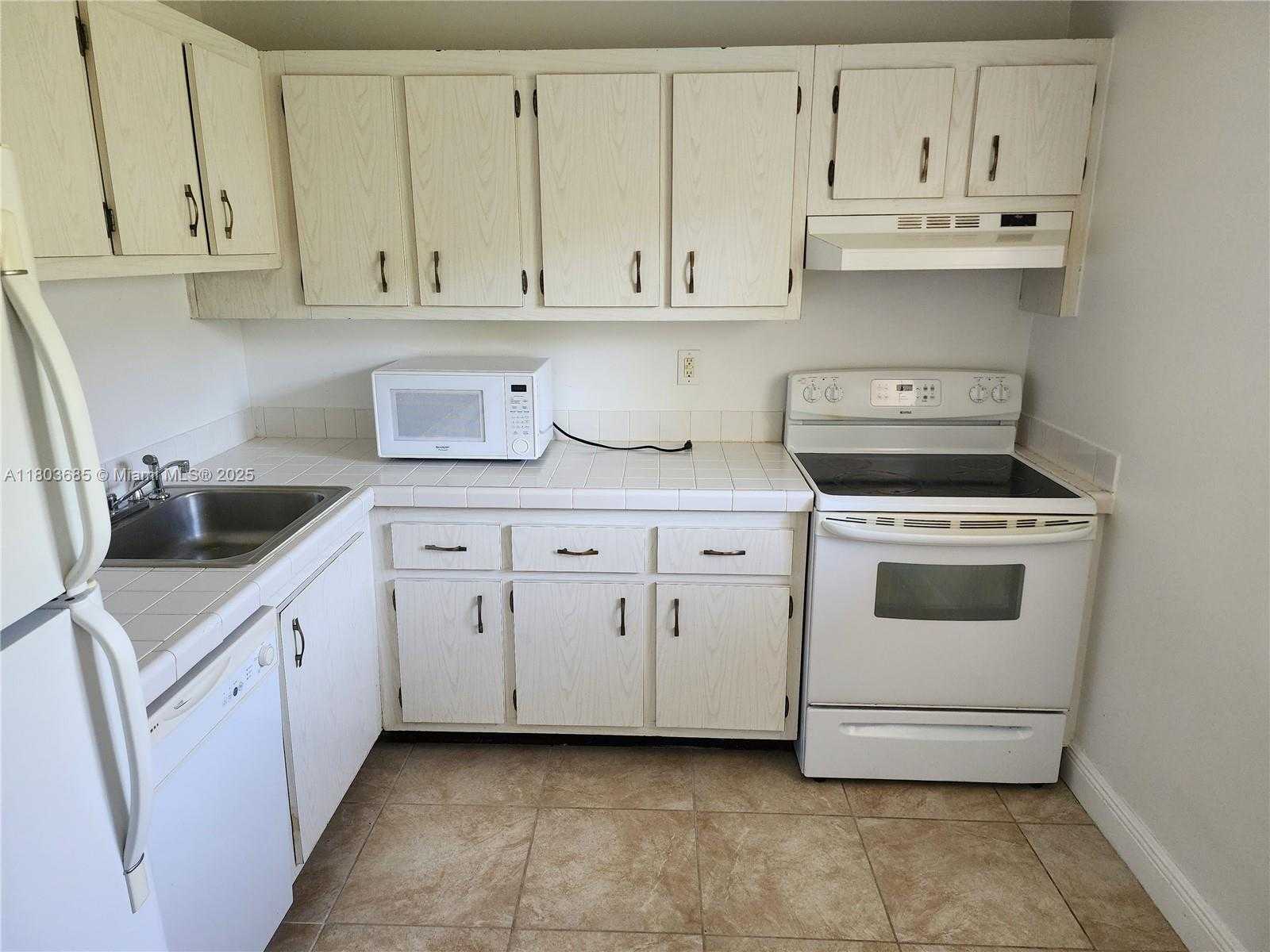 Small Image of 7820 CAMINO REAL #J-315, Miami Number 5