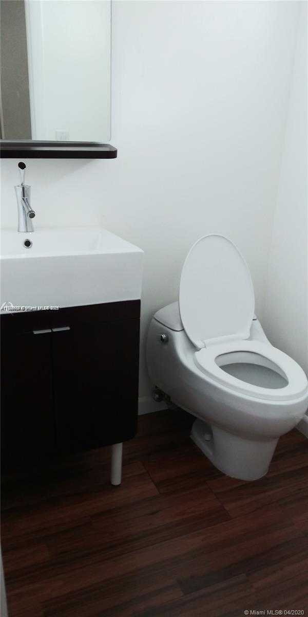 Small Image of 1235 MARIPOSA AVE #8, Coral Gables Number 4