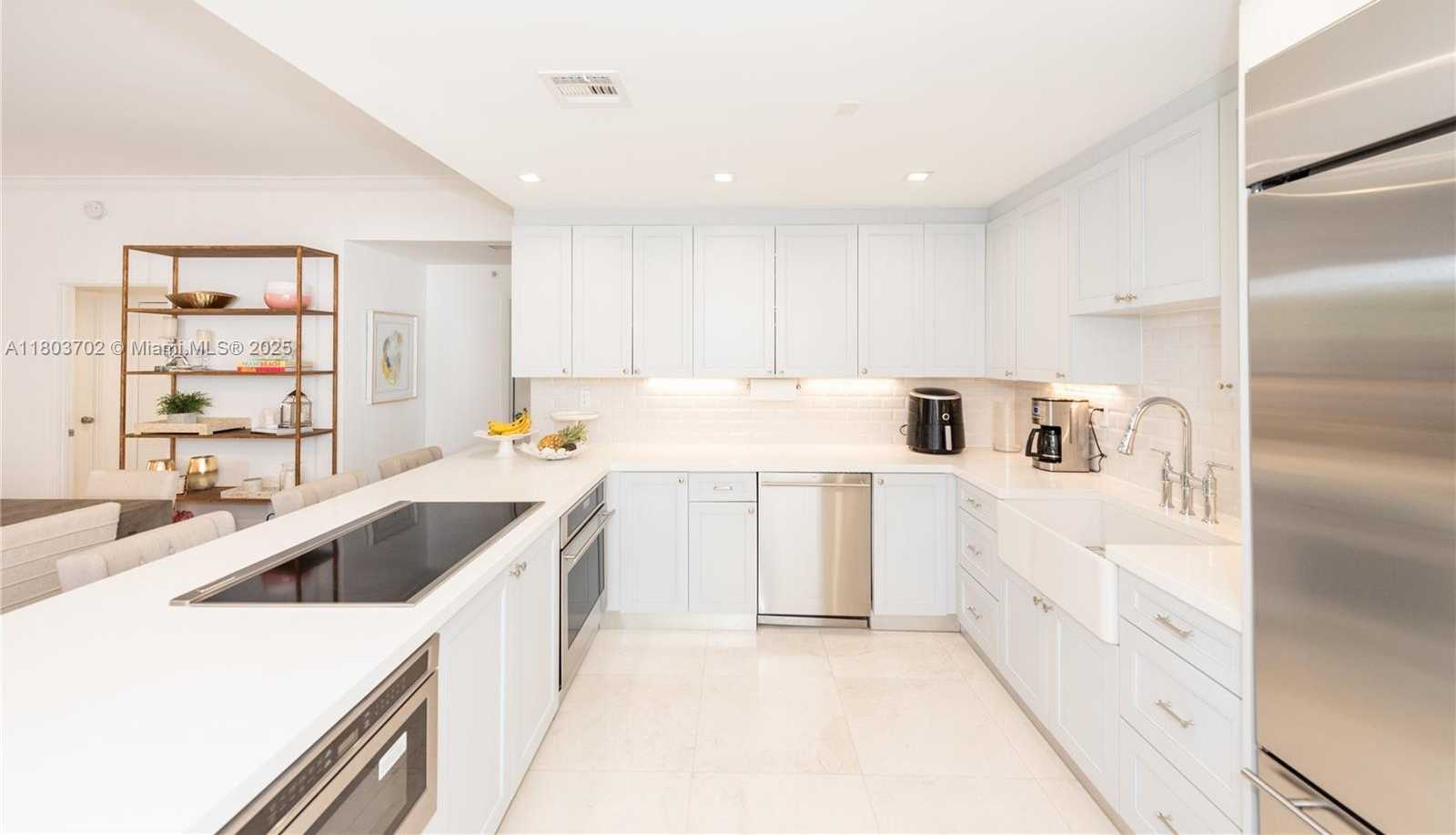 Small Image of 201 CRANDON BLVD #138, Key Biscayne Number 10