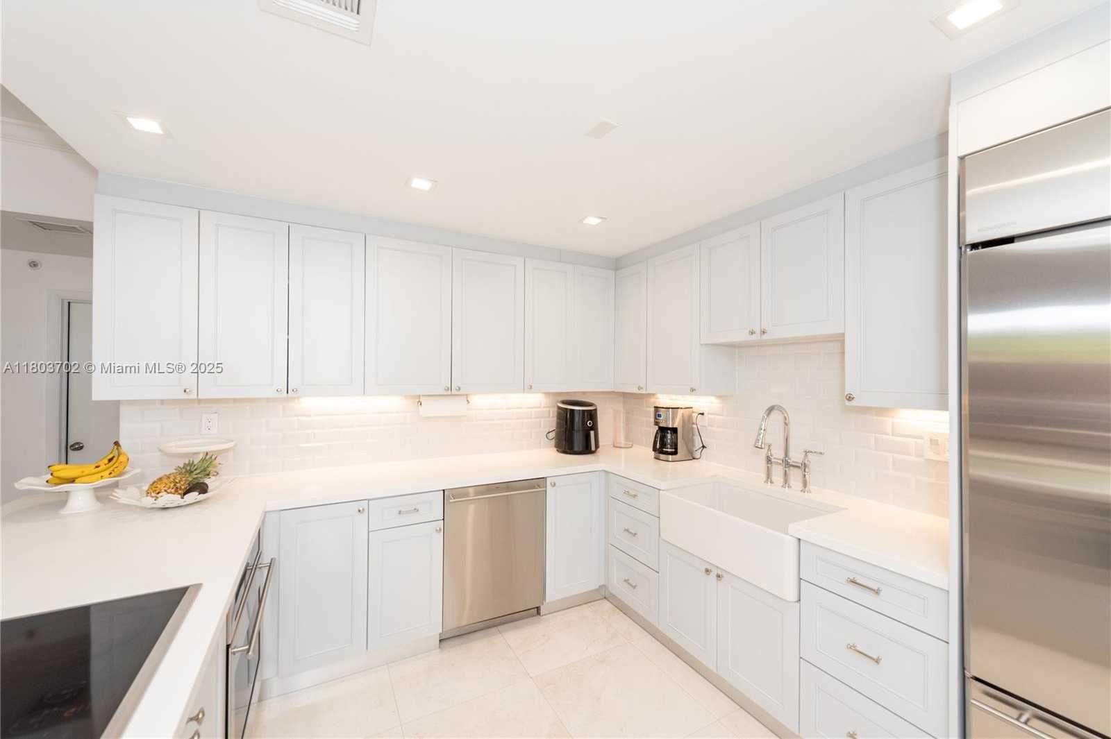 Small Image of 201 CRANDON BLVD #138, Key Biscayne Number 11