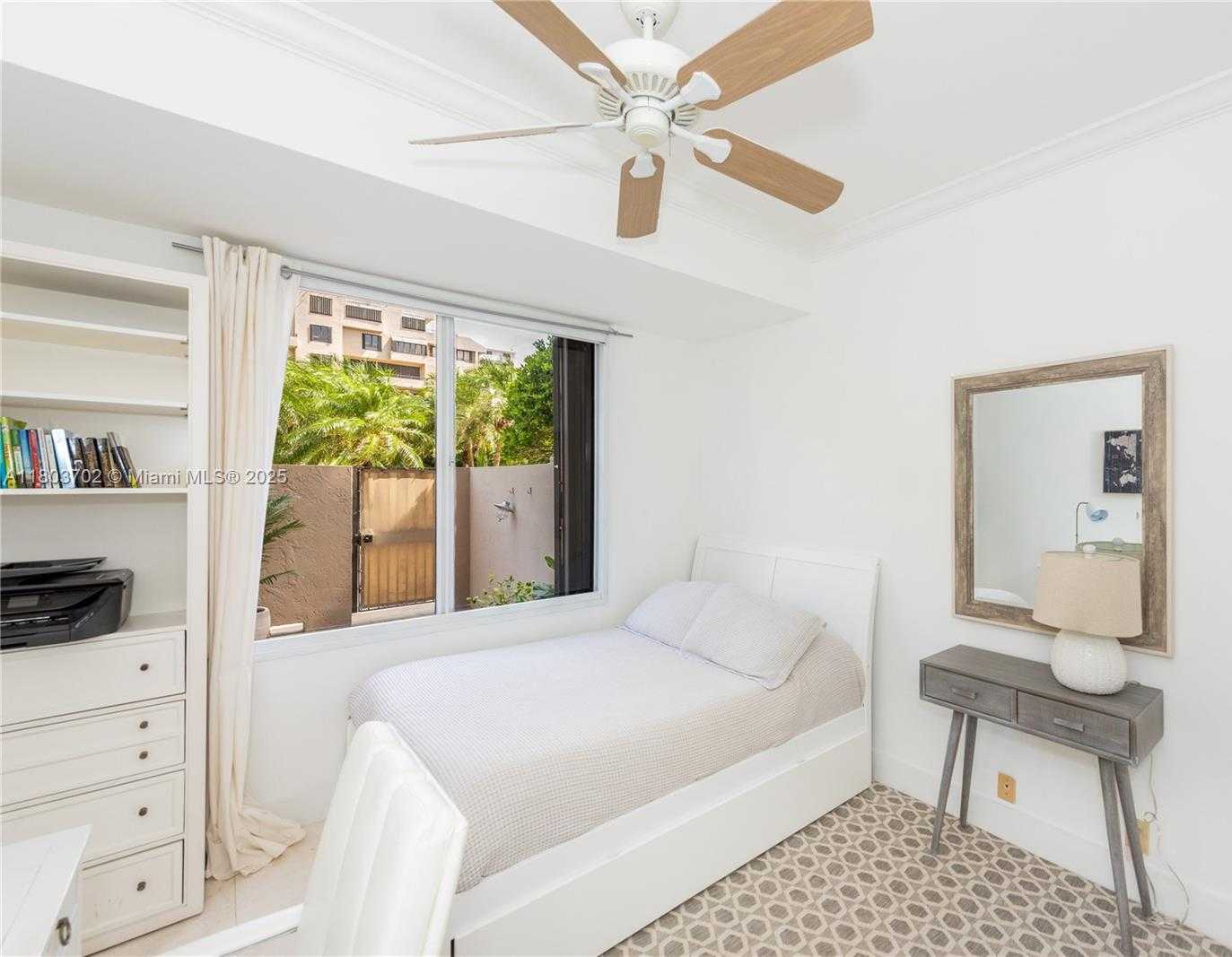 Small Image of 201 CRANDON BLVD #138, Key Biscayne Number 17
