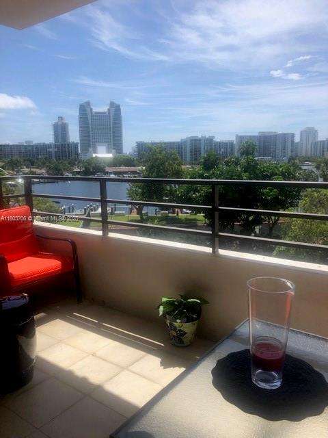 Small Image of 500 THREE ISLANDS BLVD #M17, Hallandale Beach Number 12