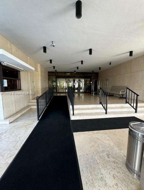 Small Image of 500 THREE ISLANDS BLVD #M17, Hallandale Beach Number 20