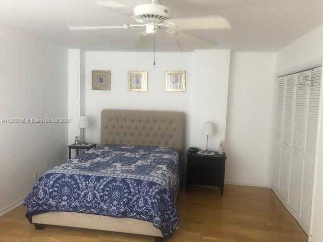 Small Image of 500 THREE ISLANDS BLVD #M17, Hallandale Beach Number 9