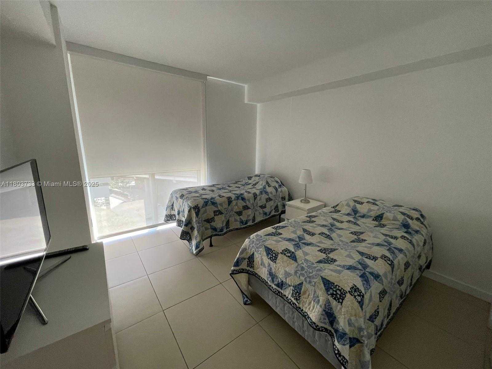 Small Image of 31 #907, Miami Number 9