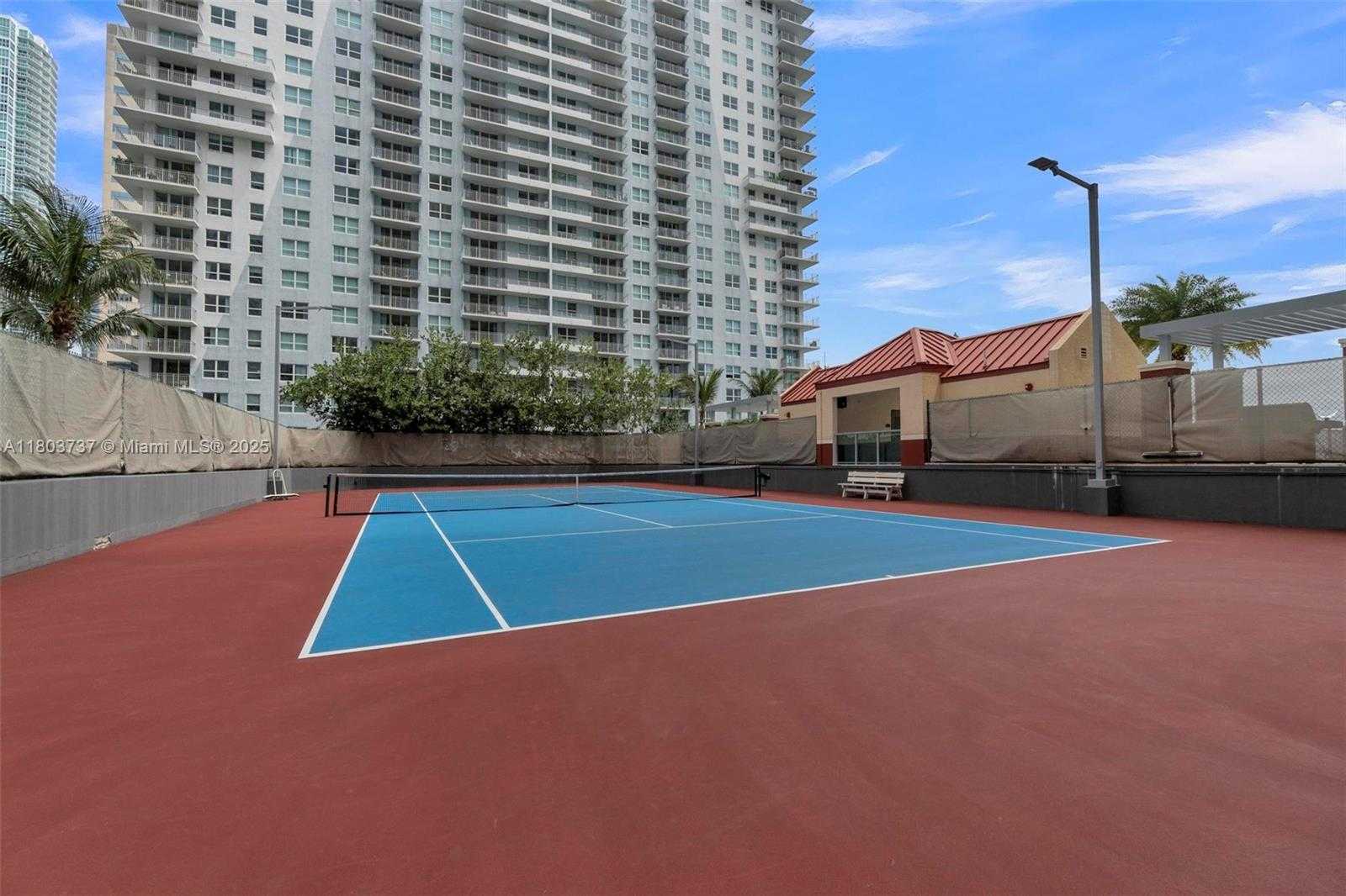 Small Image of 1155 BRICKELL BAY DR #1101, Miami Number 11