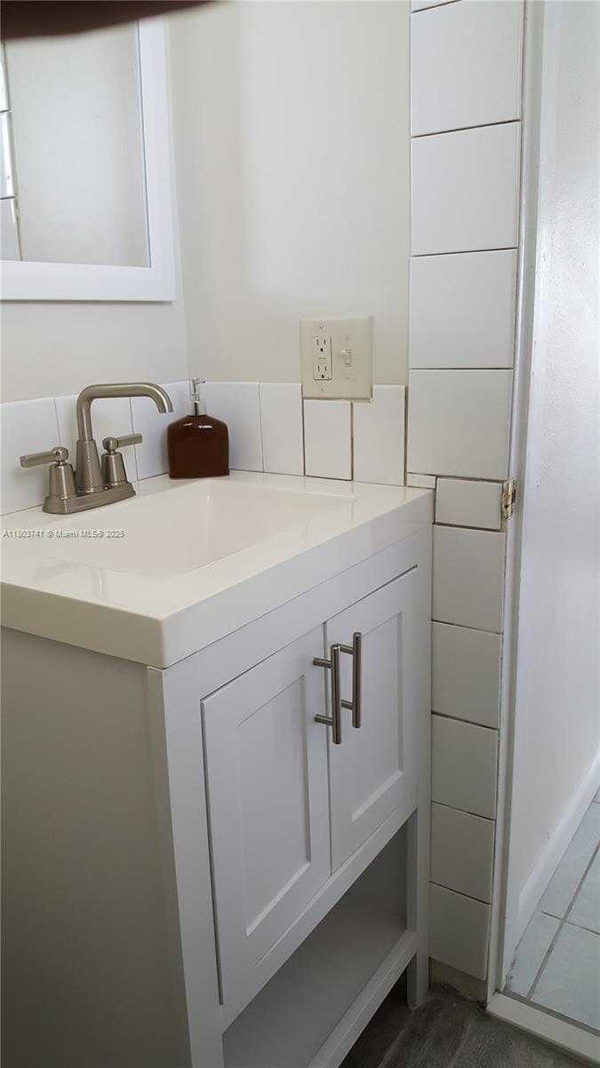 Small Image of 1340 LINCOLN RD #706, Miami Beach Number 8