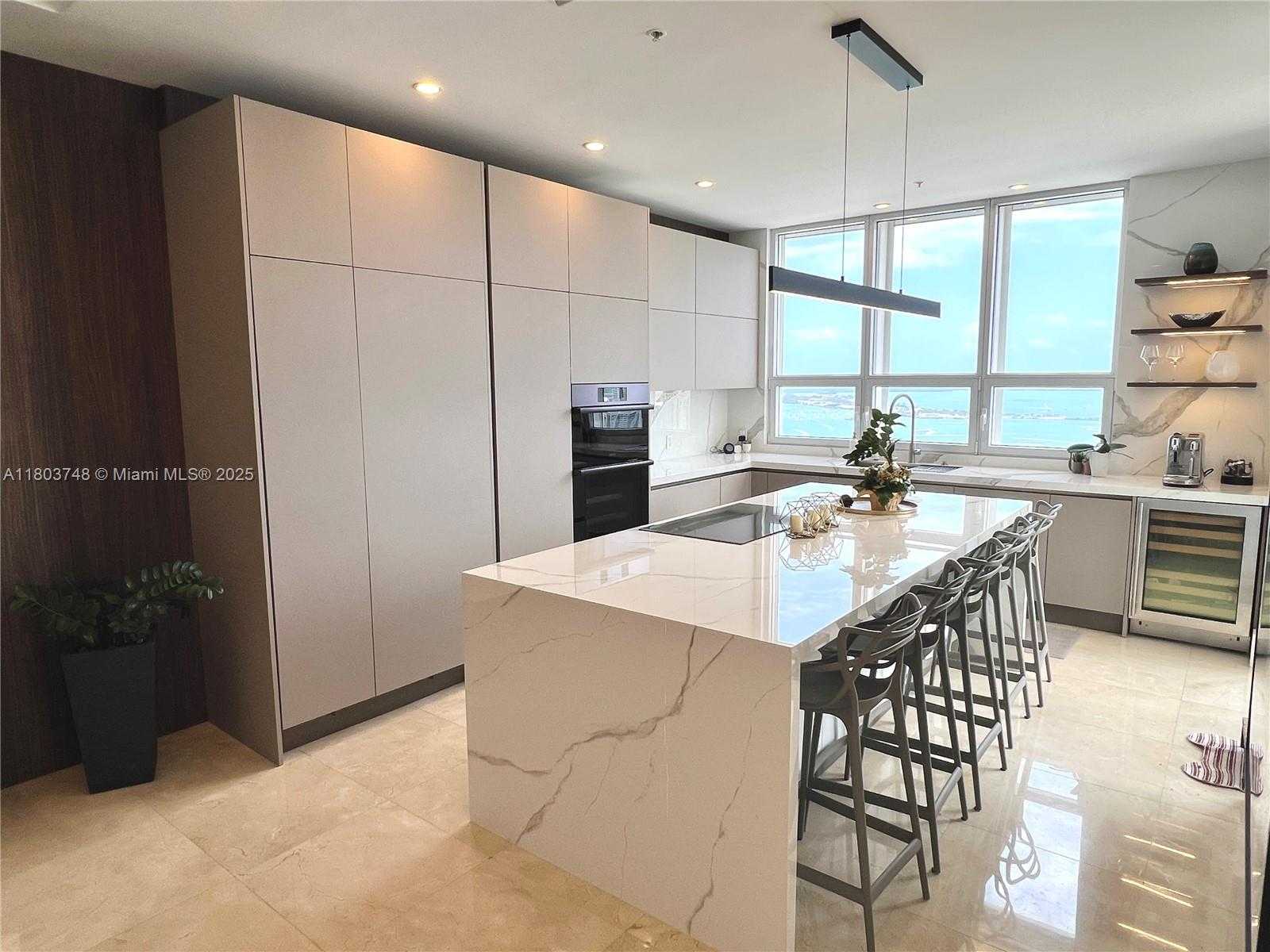 Small Image of 848 BRICKELL KEY DR #PH 4505, Miami Number 26