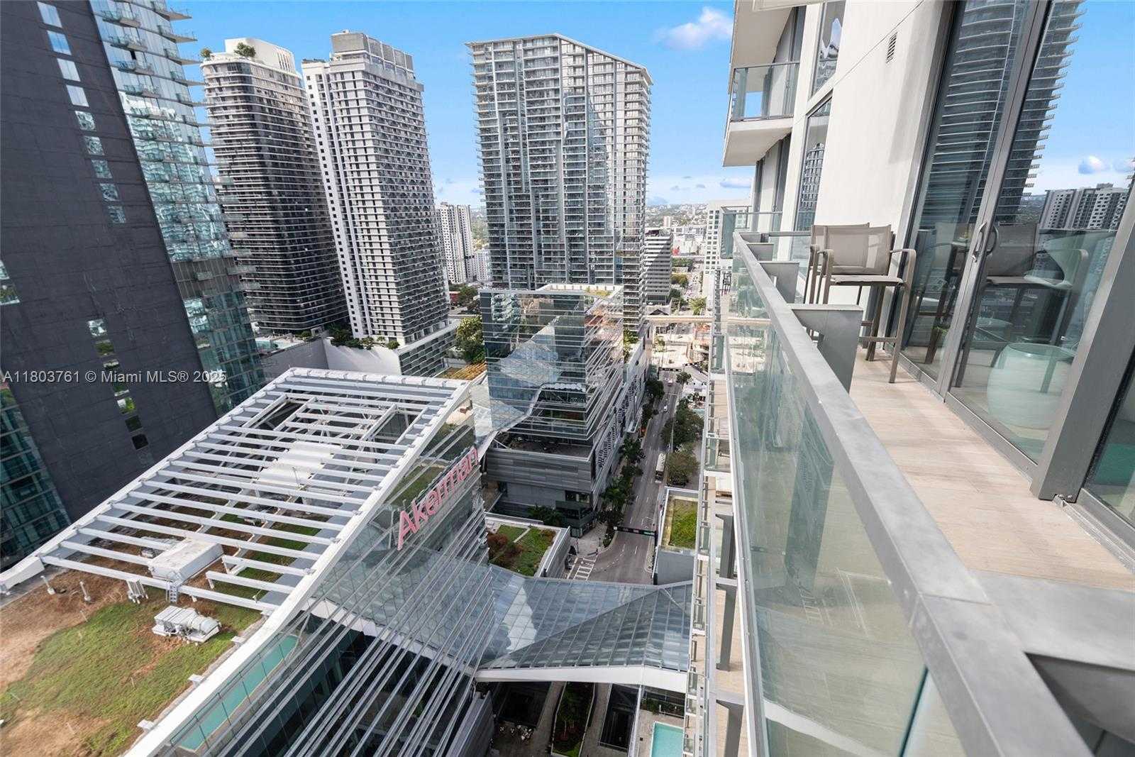 Small Image of 68 SOUTH EAST 6TH ST #2601, Miami Number 12