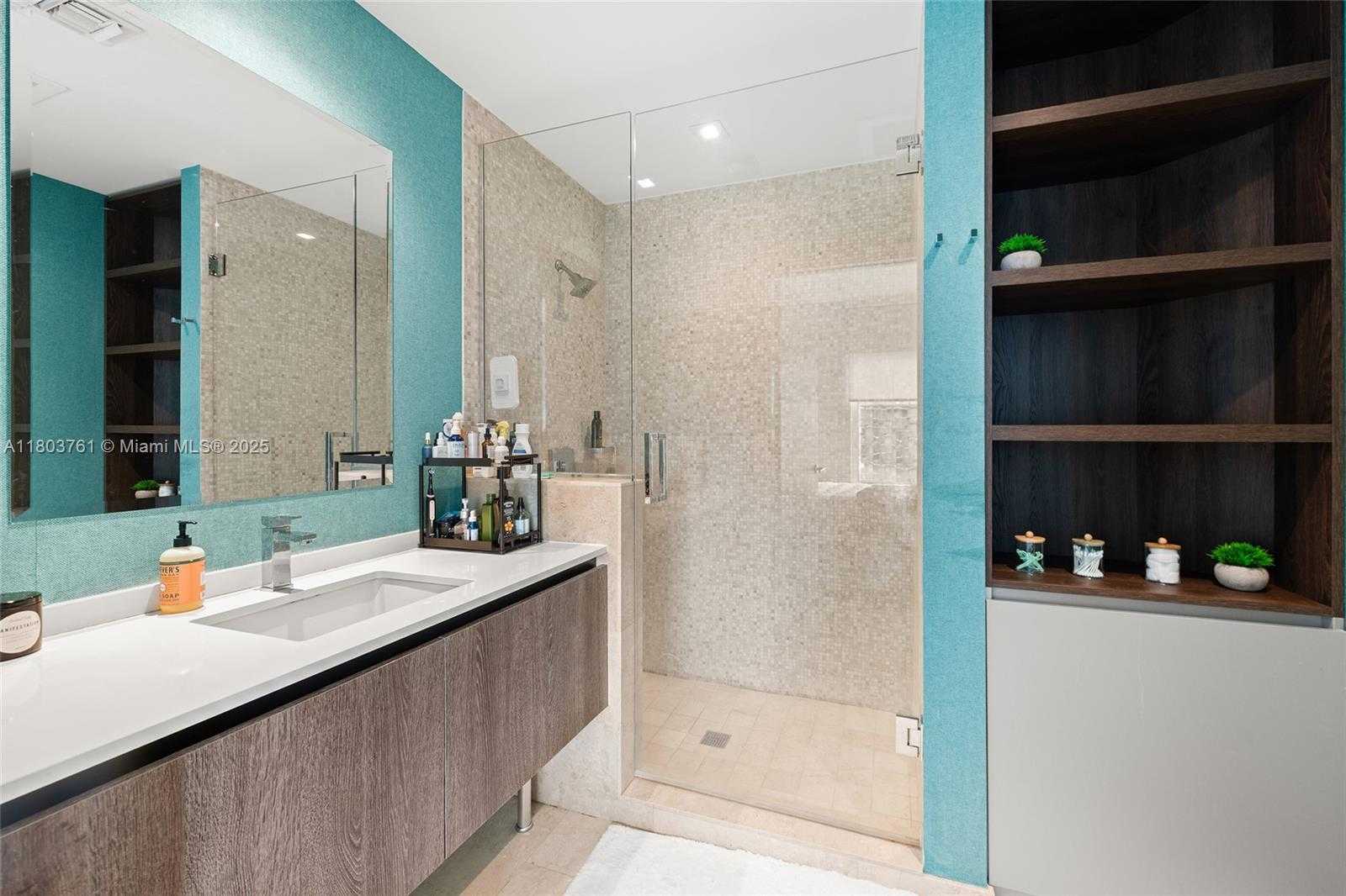 Small Image of 68 SOUTH EAST 6TH ST #2601, Miami Number 6