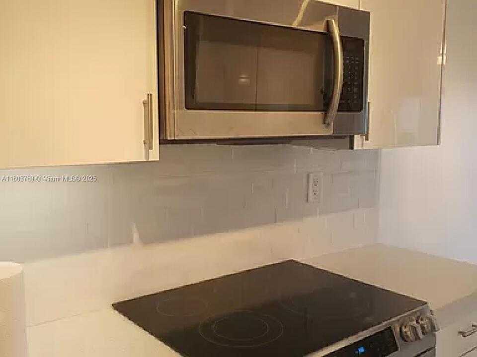 Small Image of 9341 COLLINS AVE #202, Surfside Number 12