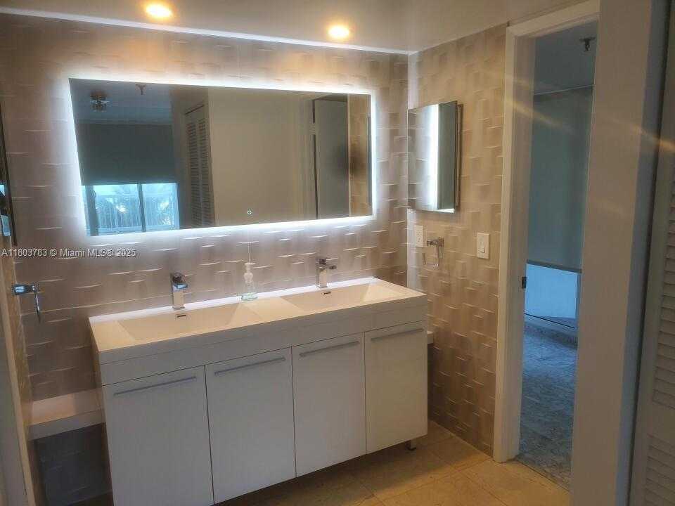 Small Image of 9341 COLLINS AVE #202, Surfside Number 23