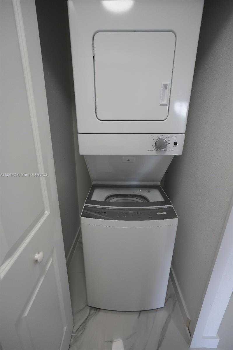 Small Image of 1805 NORTH WEST 112TH ST #Room A, North Miami Number 10