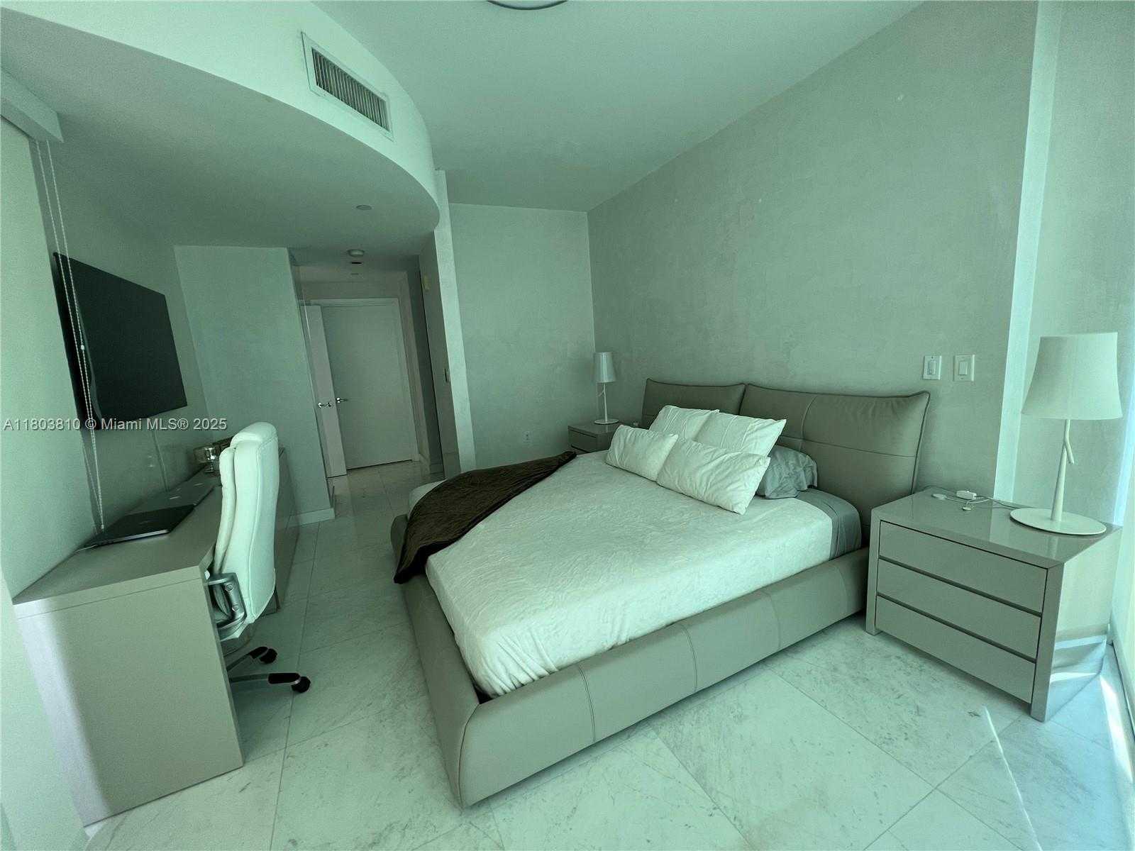Small Image of 17121 COLLINS AVE #903, Sunny Isles Beach Number 18