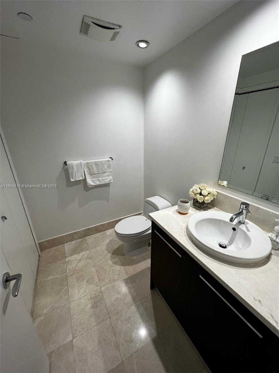 Small Image of 17121 COLLINS AVE #903, Sunny Isles Beach Number 32