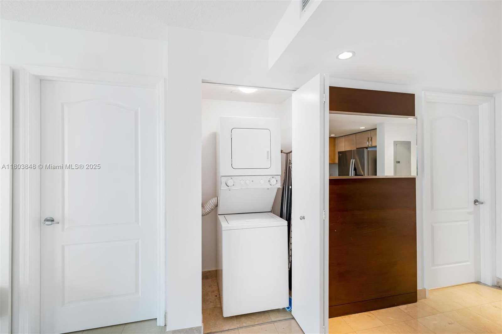 Small Image of 2101 BRICKELL AVE #1103, Miami Number 7