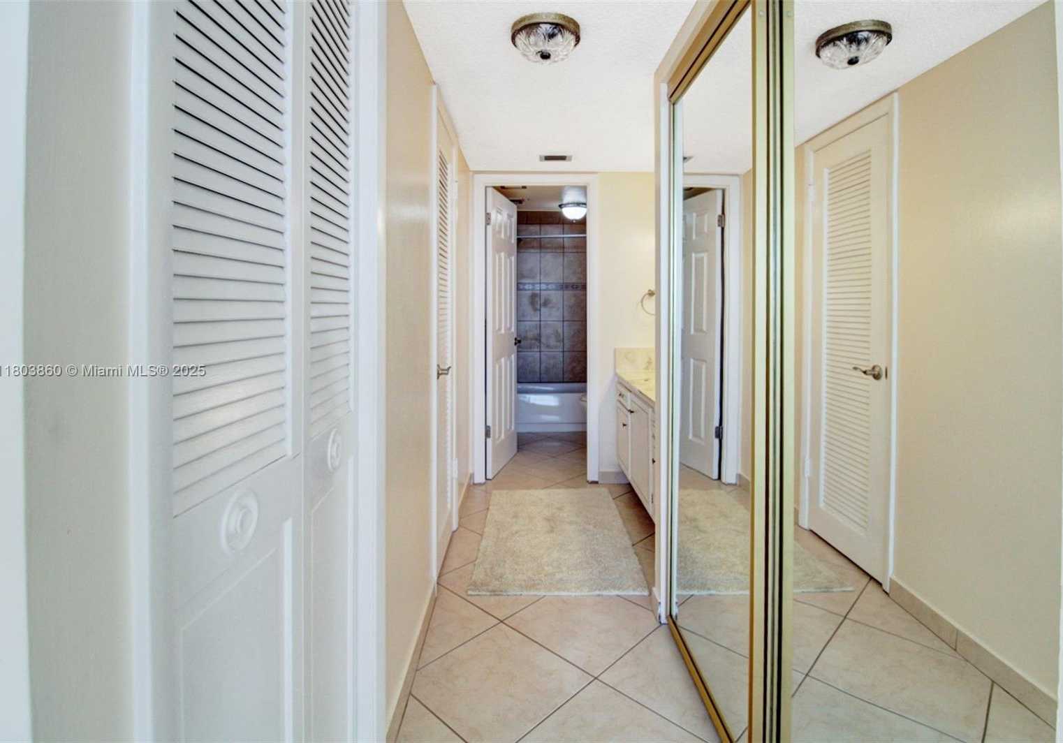 Small Image of 18011 BISCAYNE BLVD #1103, Aventura Number 14