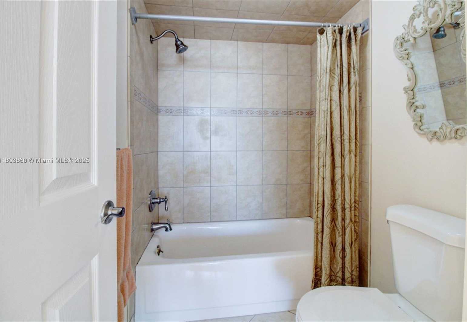 Small Image of 18011 BISCAYNE BLVD #1103, Aventura Number 16