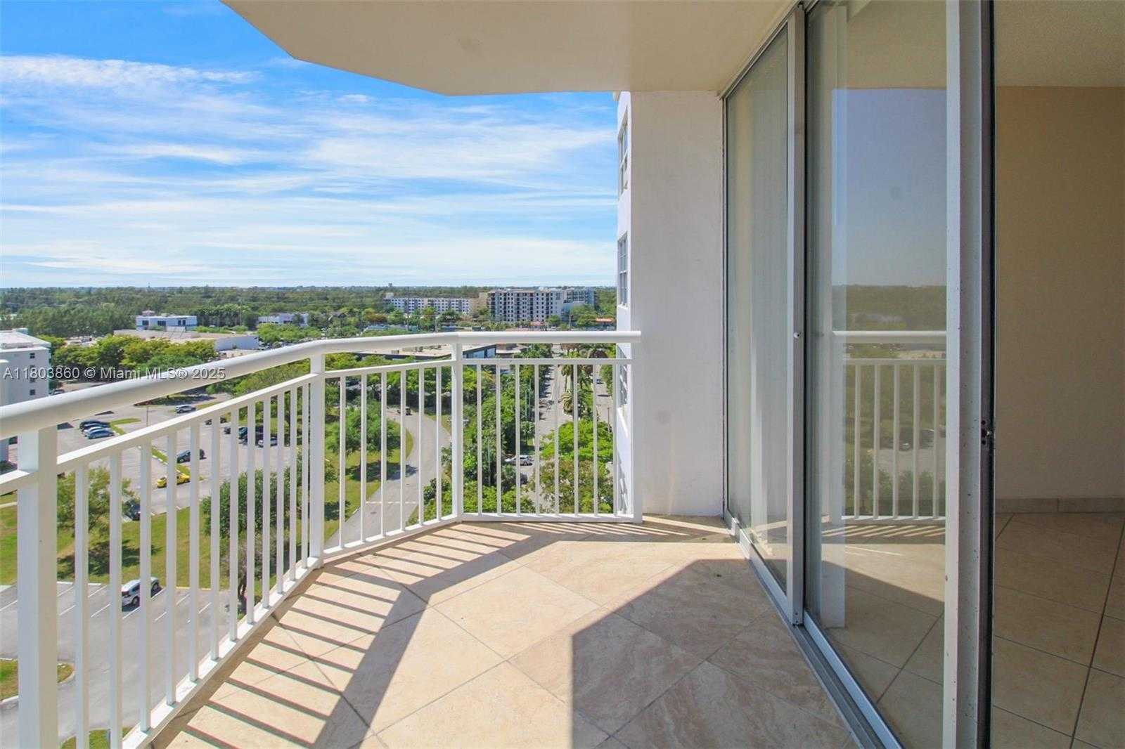 Small Image of 18011 BISCAYNE BLVD #1103, Aventura Number 2