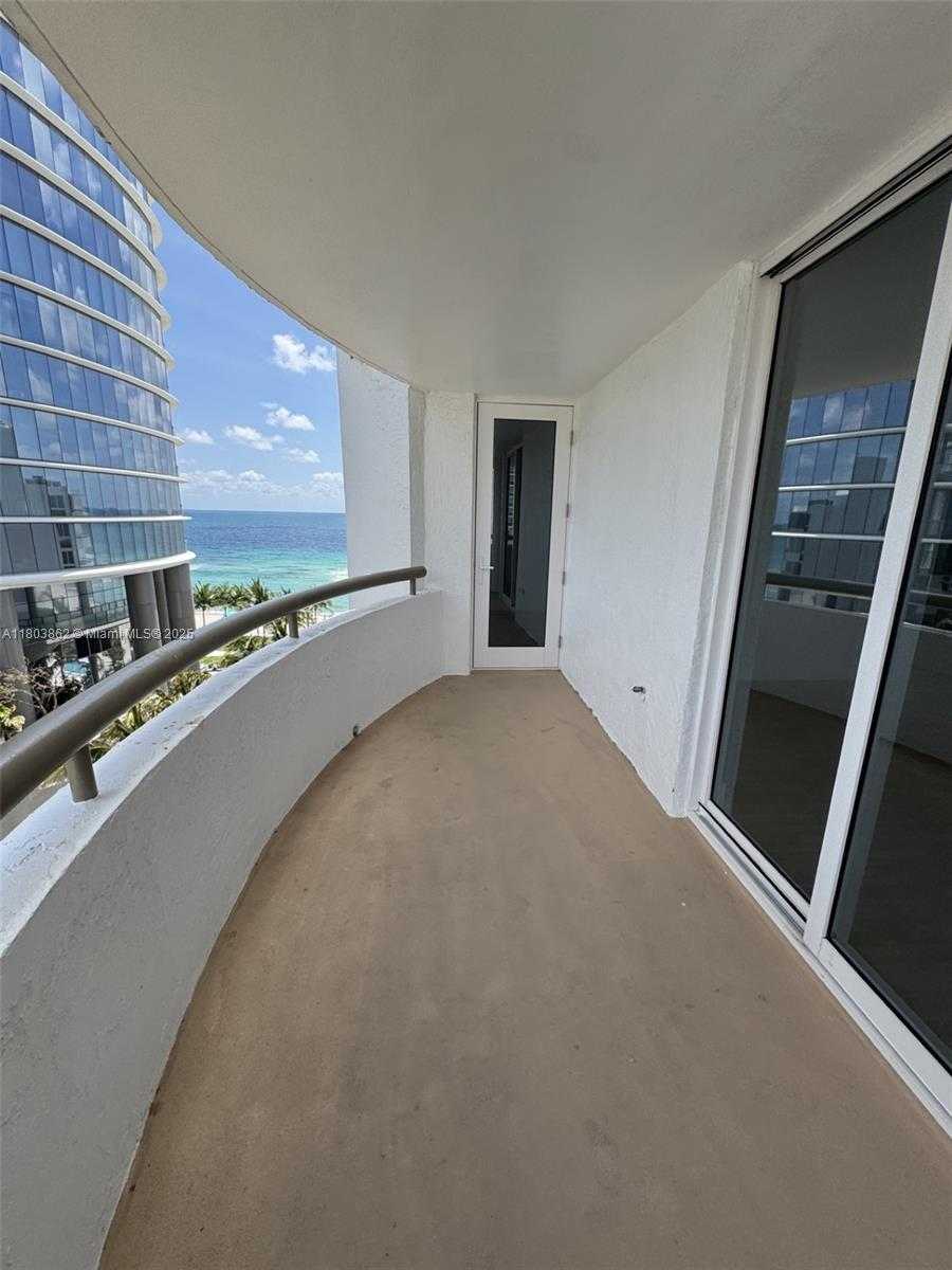 Small Image of 15645 COLLINS AV #901, Sunny Isles Beach Number 15