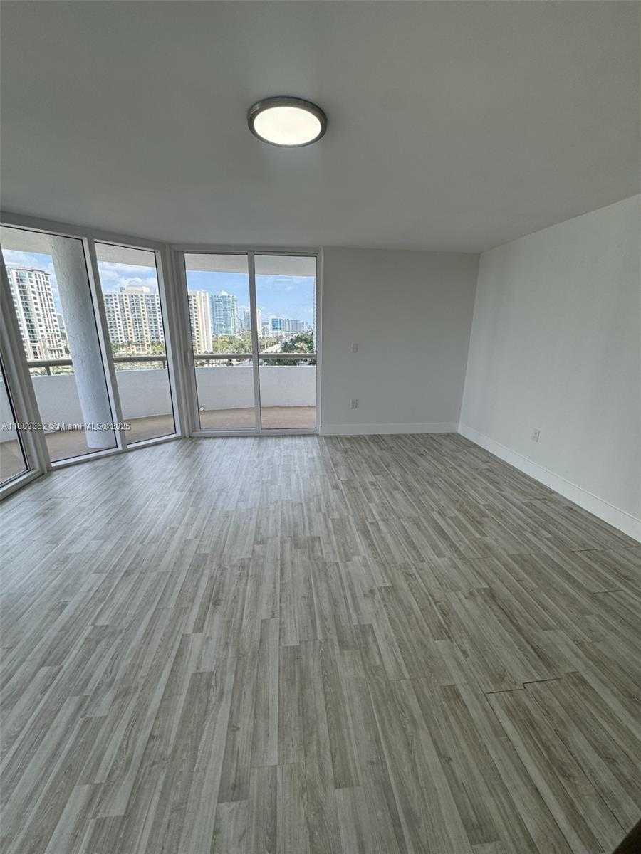 Small Image of 15645 COLLINS AV #901, Sunny Isles Beach Number 17