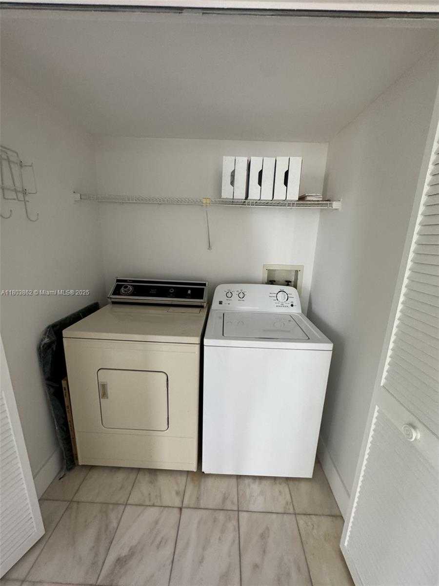 Small Image of 15645 COLLINS AV #901, Sunny Isles Beach Number 23