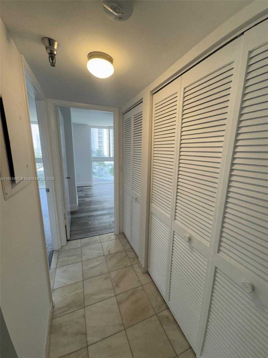 Small Image of 15645 COLLINS AV #901, Sunny Isles Beach Number 24